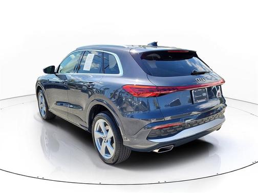 2025 Audi Q5 Premium Plus TFSI quattro S tronic