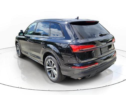 Mythos Black Metallic 2026 Audi Q7 45 Premium Plus