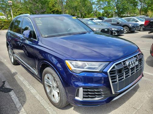 Blue Metallic 2021 Audi Q7 55 Premium Plus