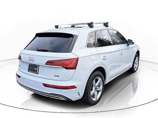 2024 Audi Q5 40 Premium