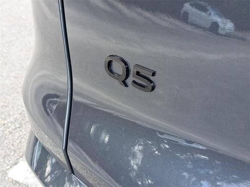 2025 Audi Q5 Premium Plus TFSI quattro S tronic