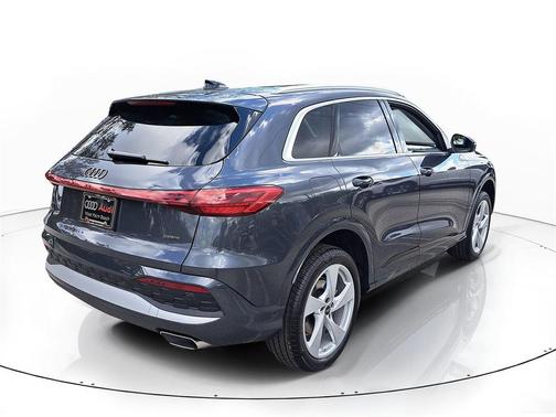 2025 Audi Q5 Premium Plus TFSI quattro S tronic