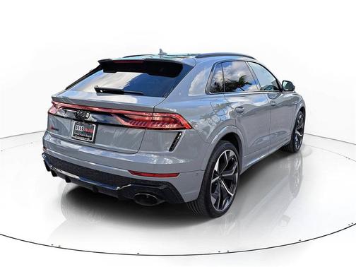 2024 Audi RS Q8 4.0T