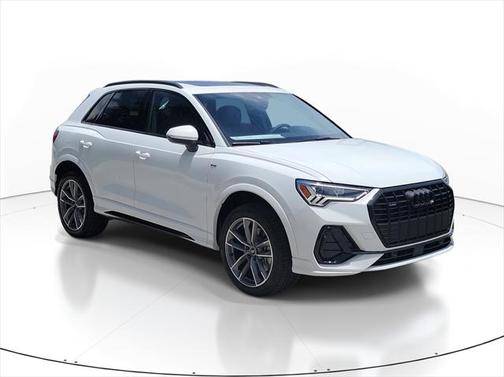 2025 Audi Q3 Premium 45 TFSI S line quattro Tiptronic