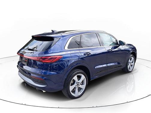 2025 Audi Q5 Premium Plus