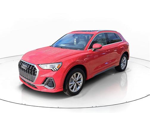 2025 Audi Q3 Premium 45 TFSI S line quattro Tiptronic