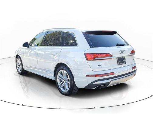 2025 Audi Q7 55 Premium Plus