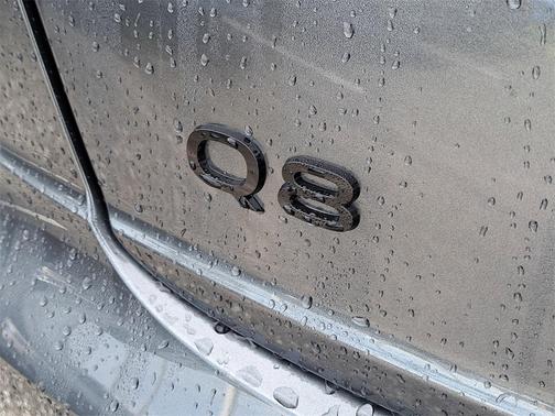2025 Audi Q8 55 Premium Plus