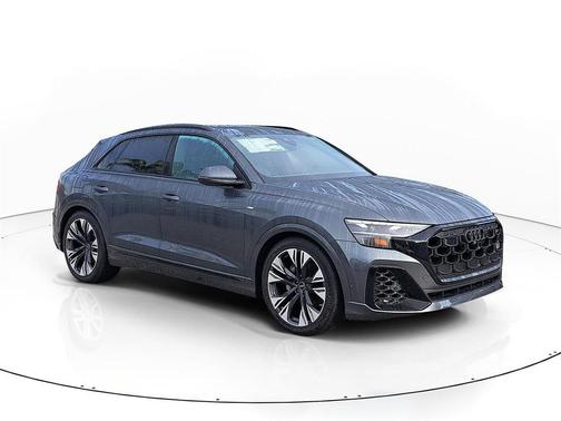 2025 Audi Q8 55 Premium Plus