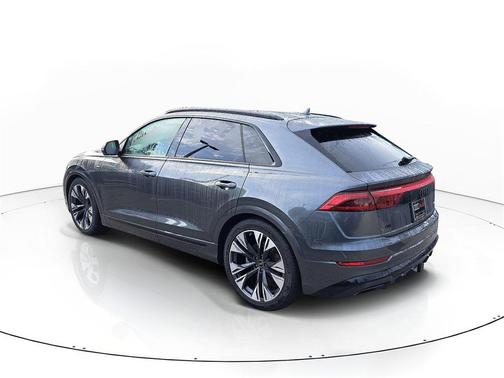 2025 Audi Q8 55 Premium Plus