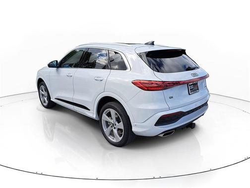 2025 Audi Q5 Premium Plus TFSI quattro S tronic