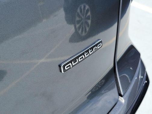Daytona Gray Pearl Effect 2026 Audi Q3 TFSI quattro S tronic