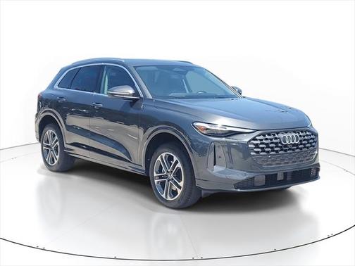 2025 Audi Q5 Premium Plus