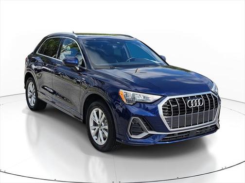 2021 Audi Q3 45 S line Premium