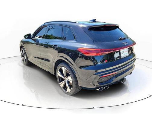 Mythos Black Metallic 2026 Audi SQ5 3.0T Premium Plus