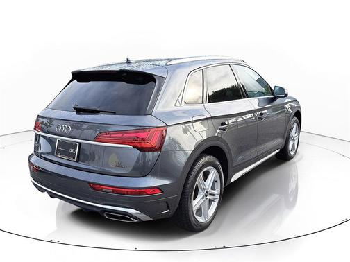 2023 Audi Q5 e 55 S line Premium Plus