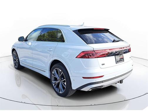 2026 Audi Q8 55 Premium Plus