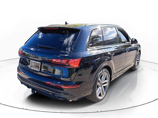 2026 Audi Q7 55 Prestige