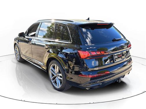 2026 Audi Q7 55 Prestige