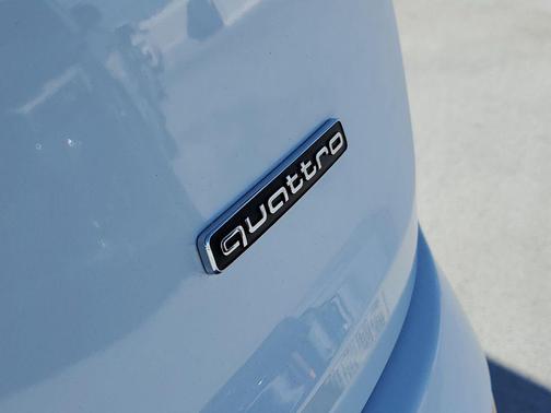 2026 Audi Q7 55 Premium Plus