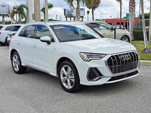 2024 Audi Q3 45 S line Premium Plus