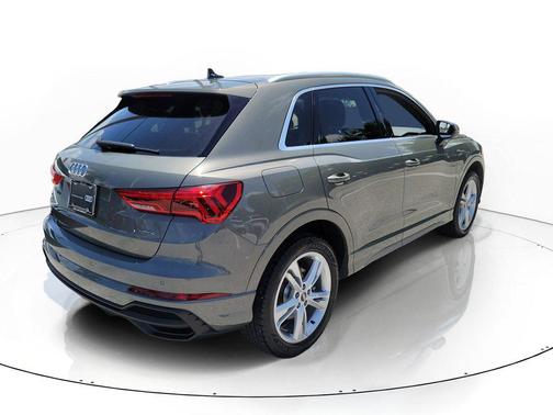 Chronos Gray Metallic 2022 Audi Q3 45 S line Premium Plus