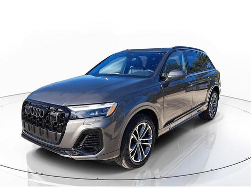 2026 Audi Q7 45 Premium