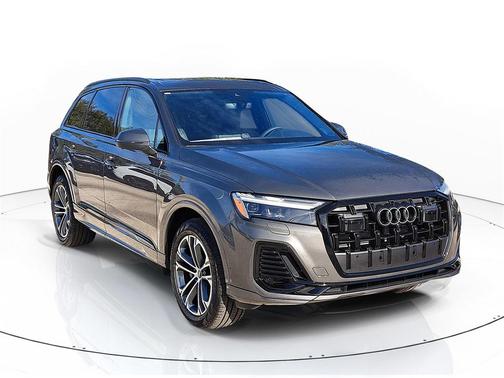 2026 Audi Q7 45 Premium