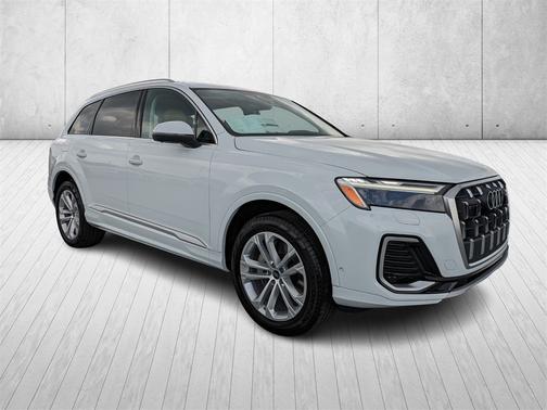 2025 Audi Q7 45 Premium Plus quattro