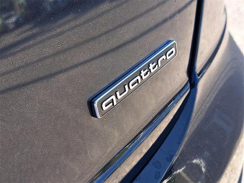 2026 Audi Q8 55 Premium Plus