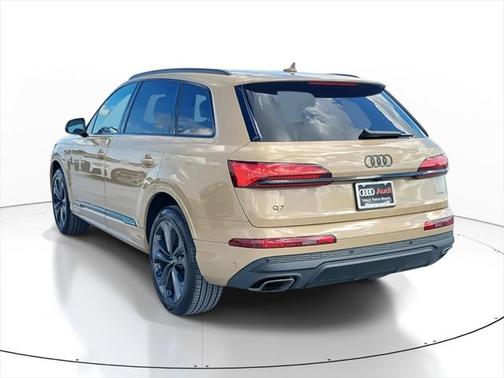 2025 Audi Q7 55 Premium Plus