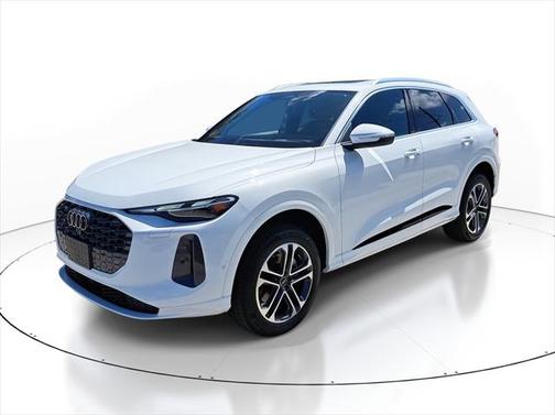 2025 Audi Q5 Premium