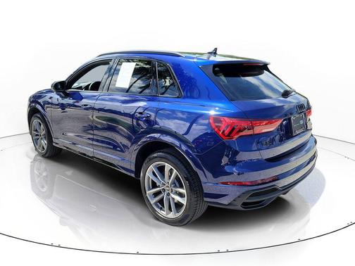 Navarra Blue Metallic 2025 Audi Q3 Premium 45 TFSI S line quattro Tiptronic