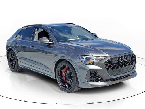 Daytona Gray Pearl Effect 2026 Audi RS Q8 4.0T
