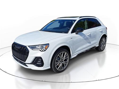 2025 Audi Q3 45 S line Premium Plus