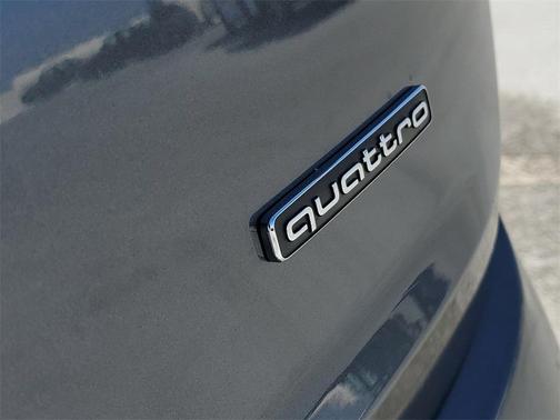 2026 Audi Q7 45 Premium