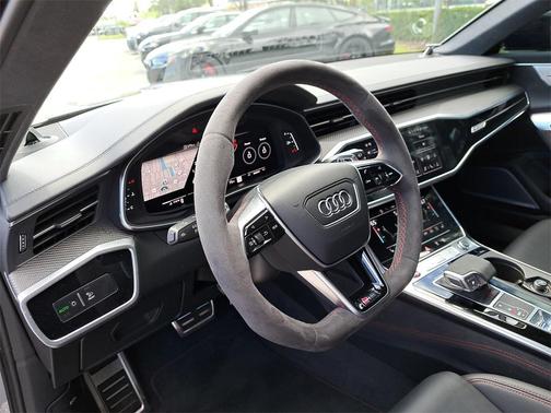 2024 Audi RS 6 Avant 4.0T