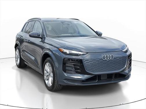 2025 Audi Q6 e-tron Premium Plus