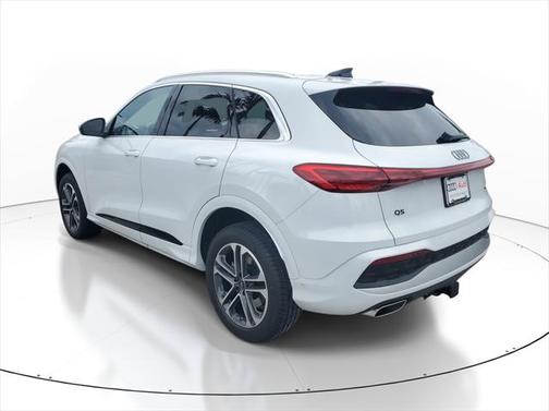 2025 Audi Q5 Premium