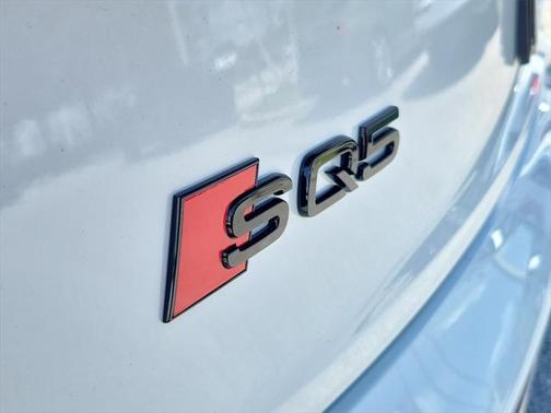 2025 Audi SQ5 3.0T Premium Plus