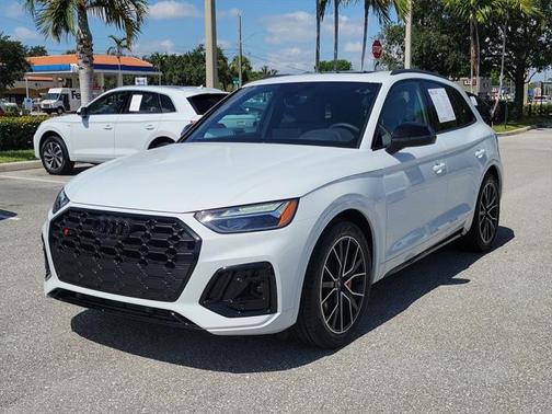 2025 Audi SQ5 3.0T Premium Plus