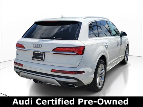 2025 Audi Q7 55 Premium