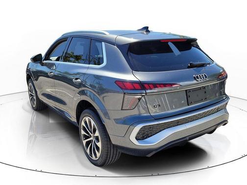 2026 Audi Q3 S line