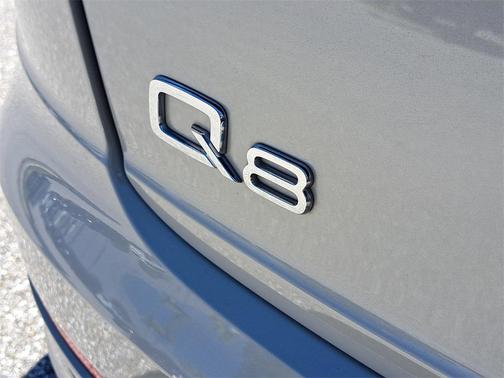 2023 Audi Q8 55 Prestige