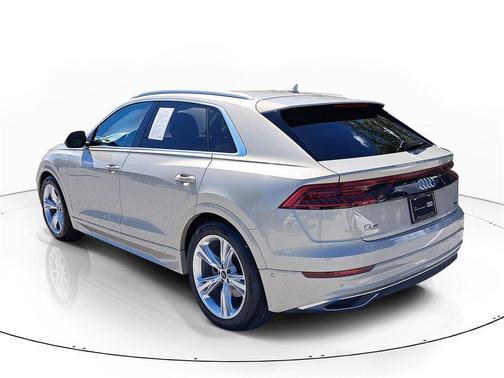 2023 Audi Q8 55 Prestige