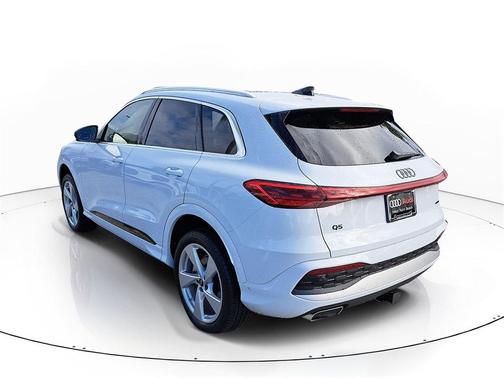 2025 Audi Q5 Premium Plus TFSI quattro S tronic