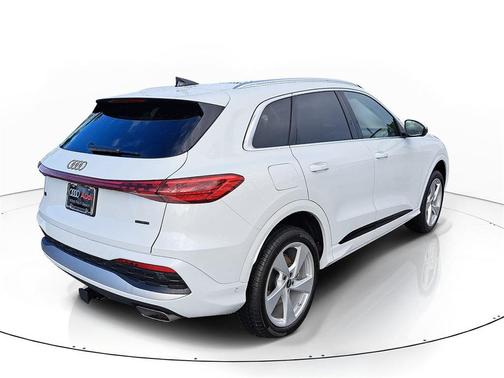 2025 Audi Q5 Premium Plus TFSI quattro S tronic