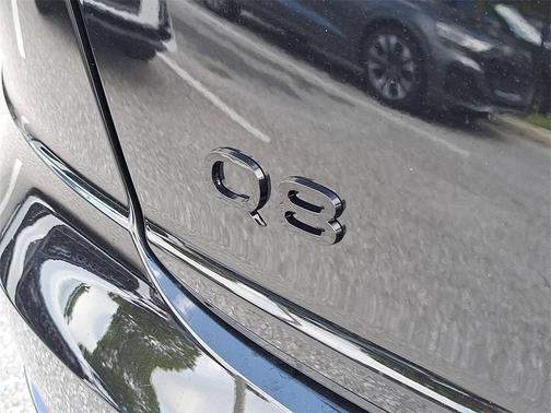 2026 Audi Q8 55 Premium Plus