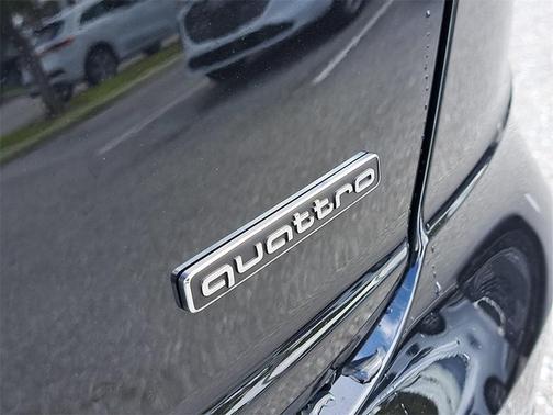 2026 Audi Q8 55 Premium Plus