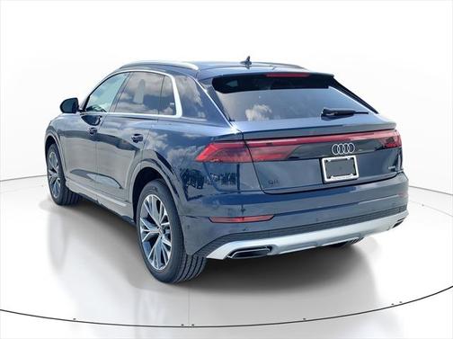 2025 Audi Q8 55 Premium Plus